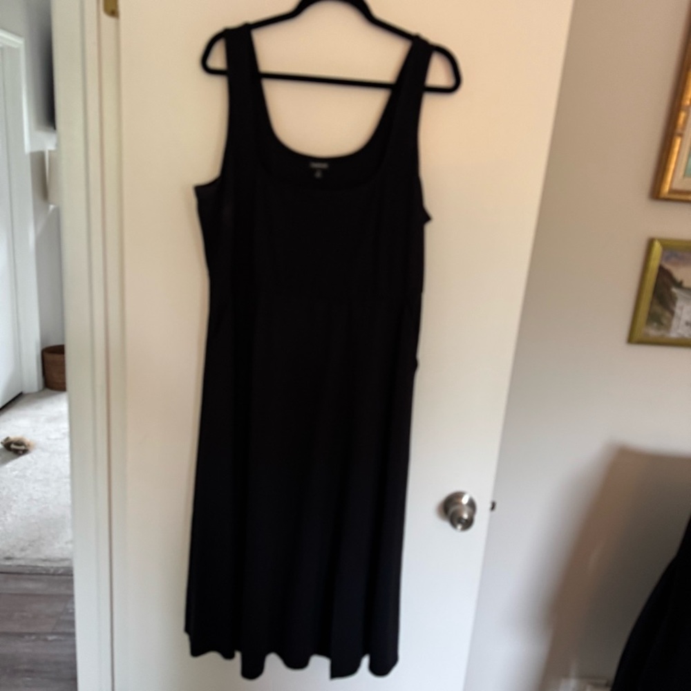 Torrid Black Sleeveless Scoop Neck Midi Sundress